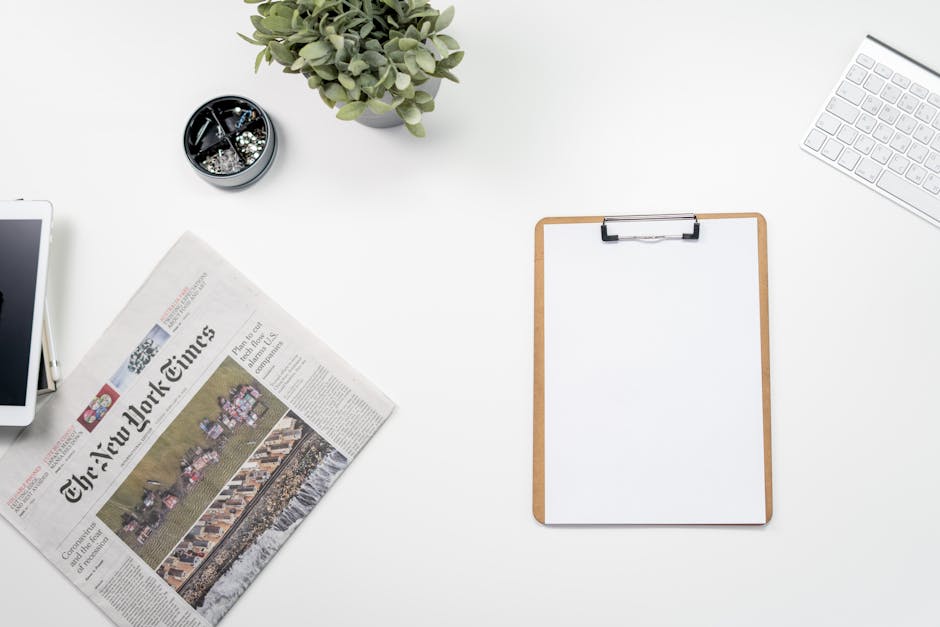 Calendar with month-end finance reminder